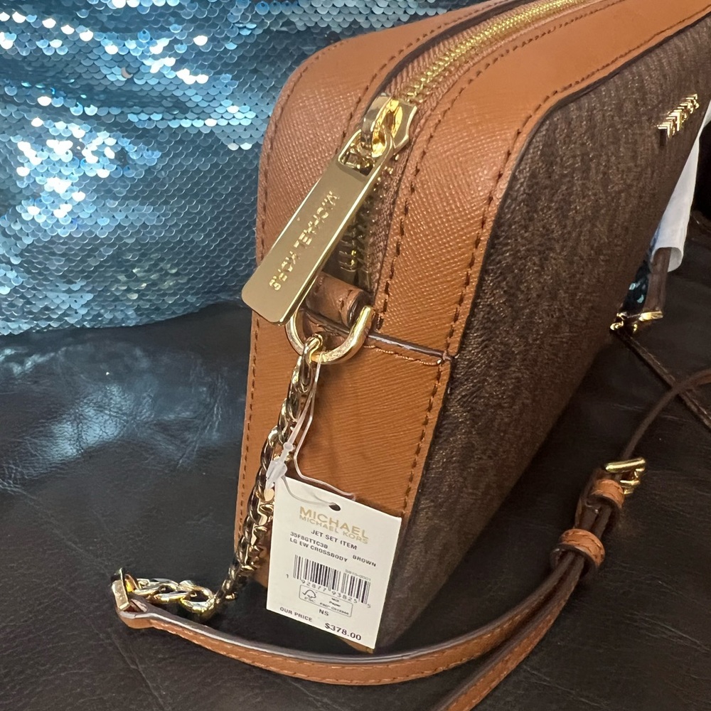 Michael Kors EW Crossbody Bag - Picture 4 of 7